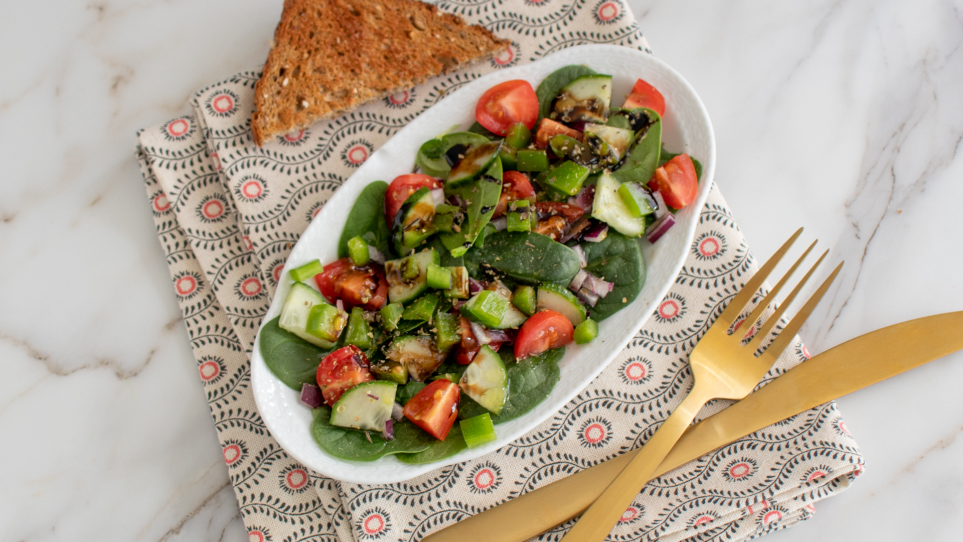 Italian Side Salad With Balsamic Dressing and Mediterranean Herbs